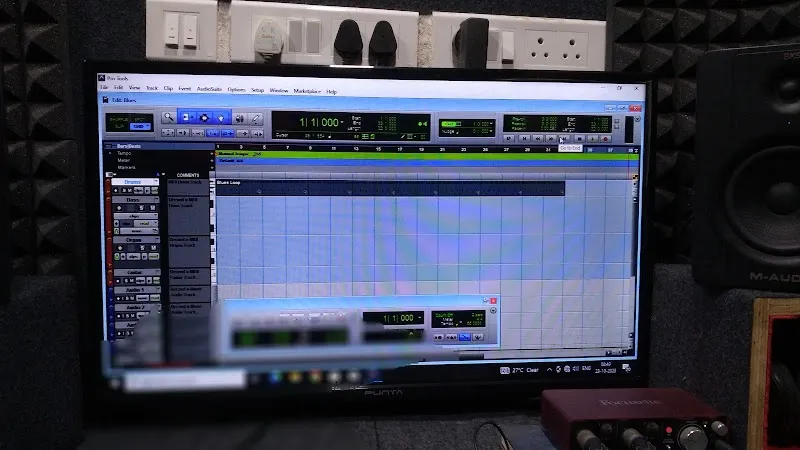 Studio Music Track