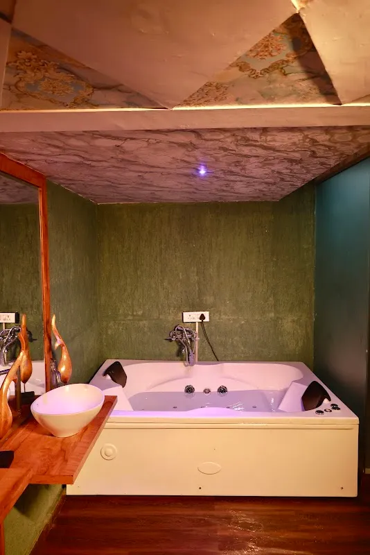 Yihan Luxury Spa