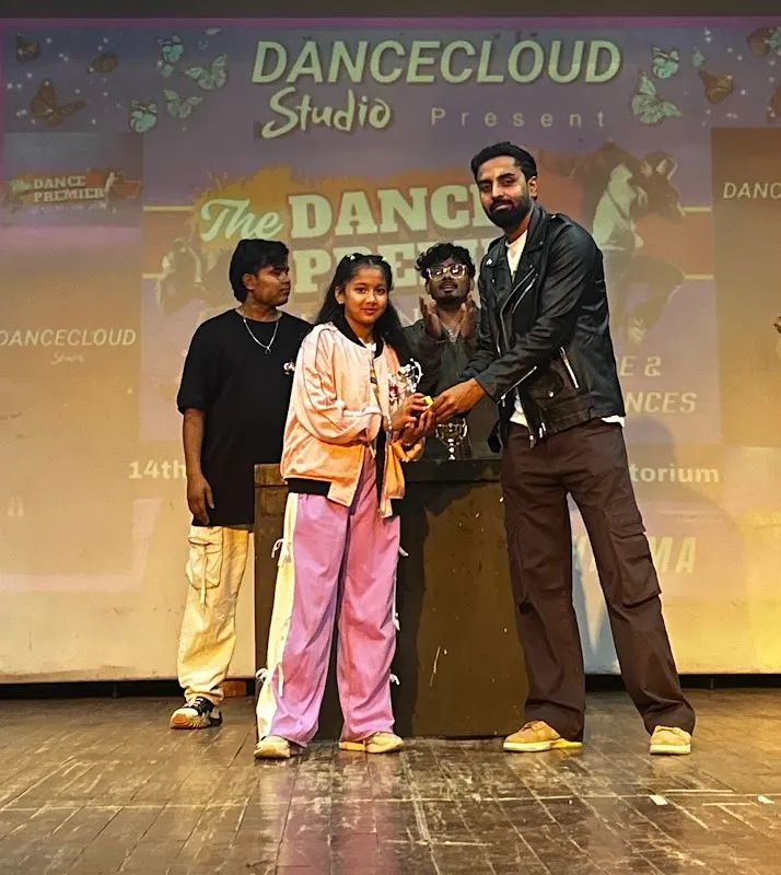 RAW DANCE STUDIO