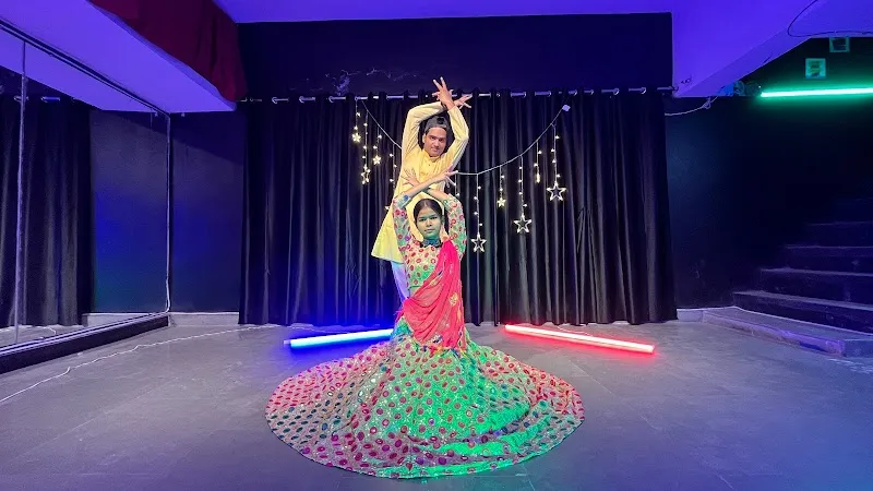 RAW DANCE STUDIO