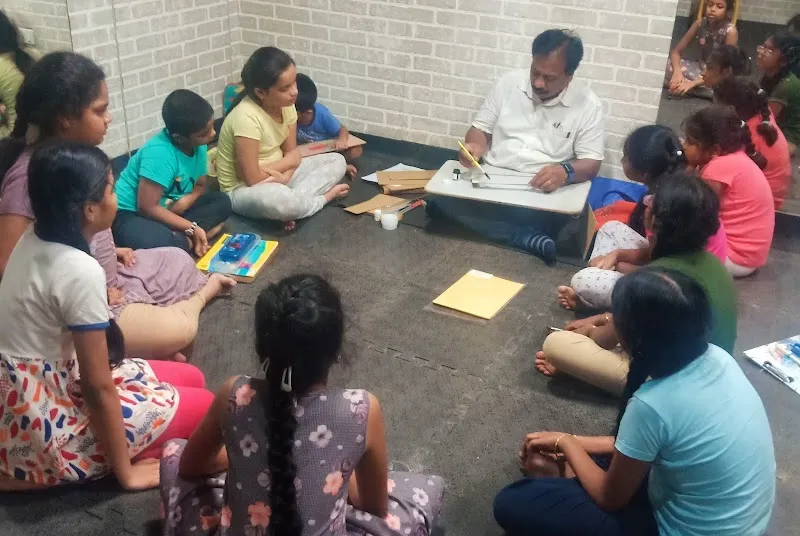 MADHUR Art School