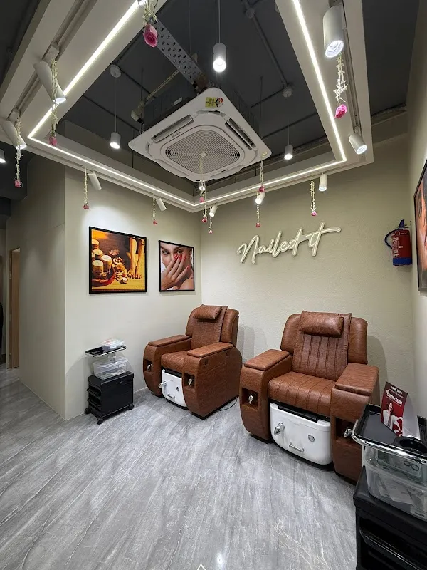 Lakme Salon, Civil Lines Road, Jhansi