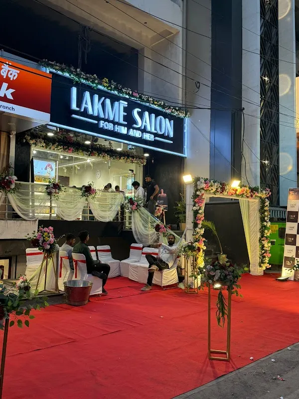 Lakme Salon, Civil Lines Road, Jhansi