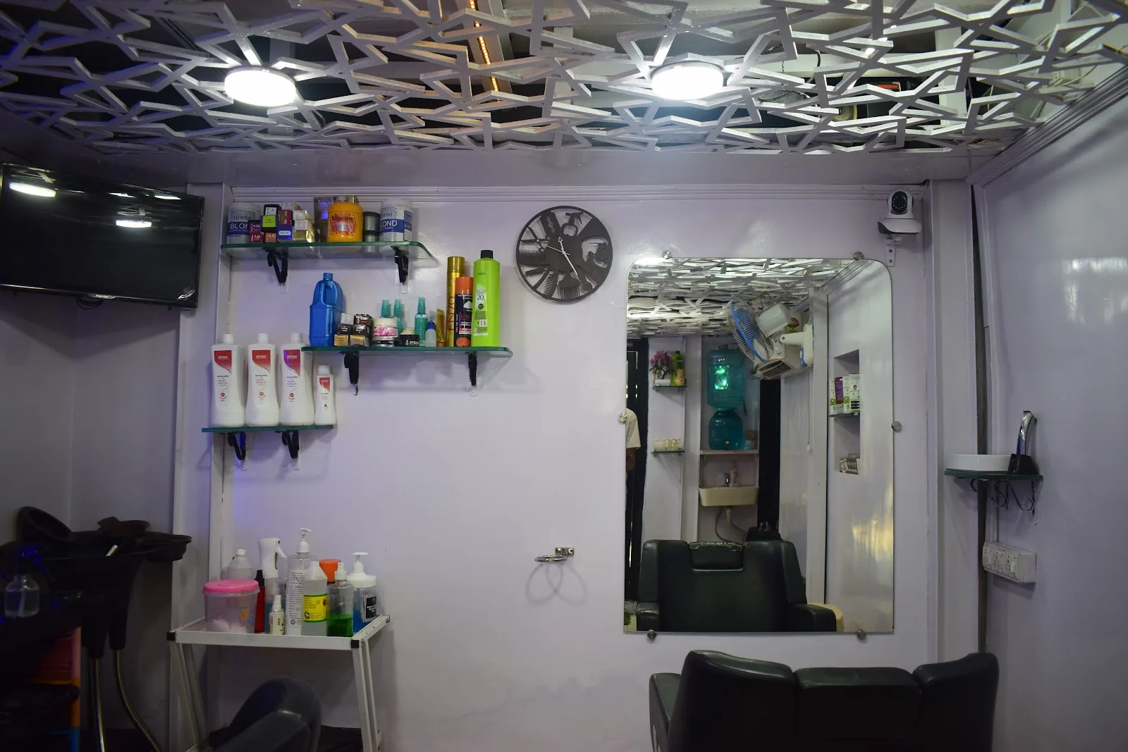 AARIF UNISEX SALON
