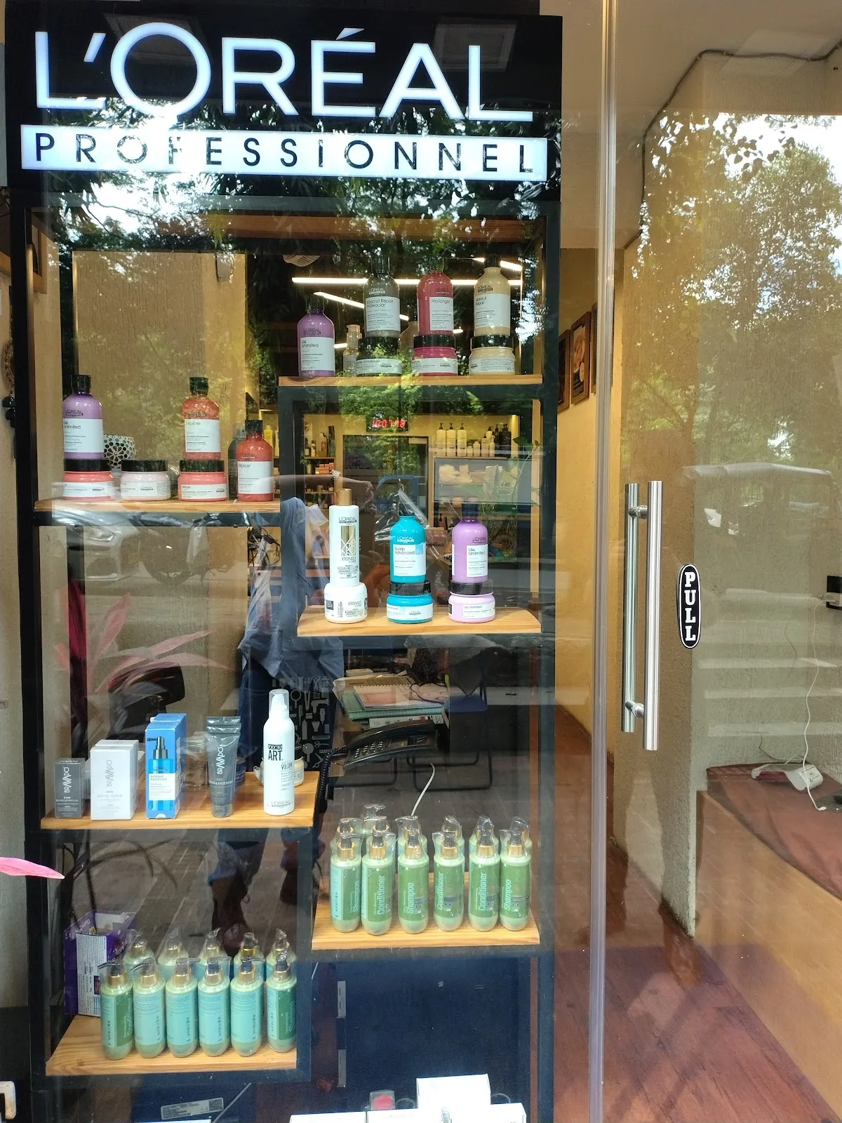 AARIF UNISEX SALON