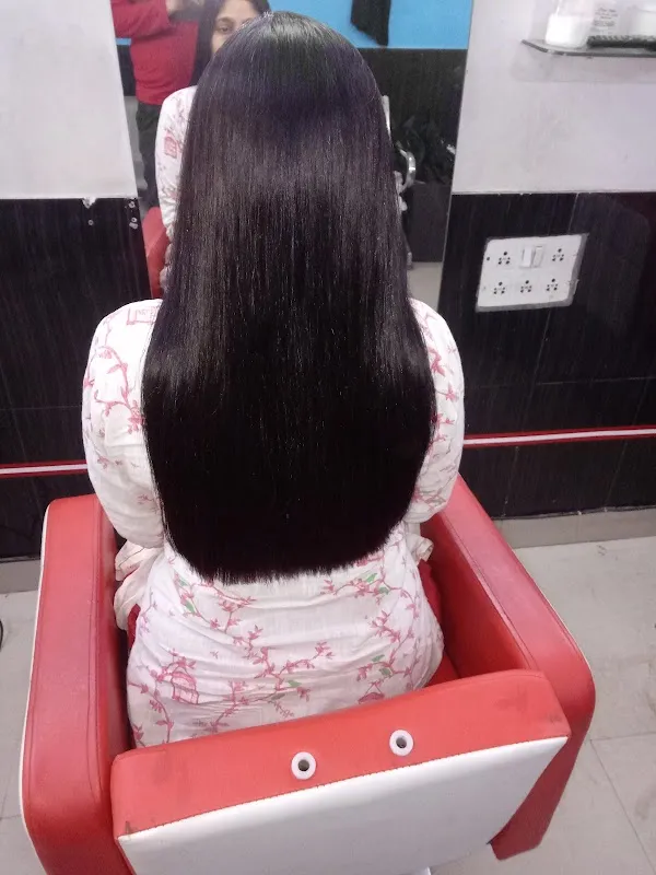 Nizam Saloon