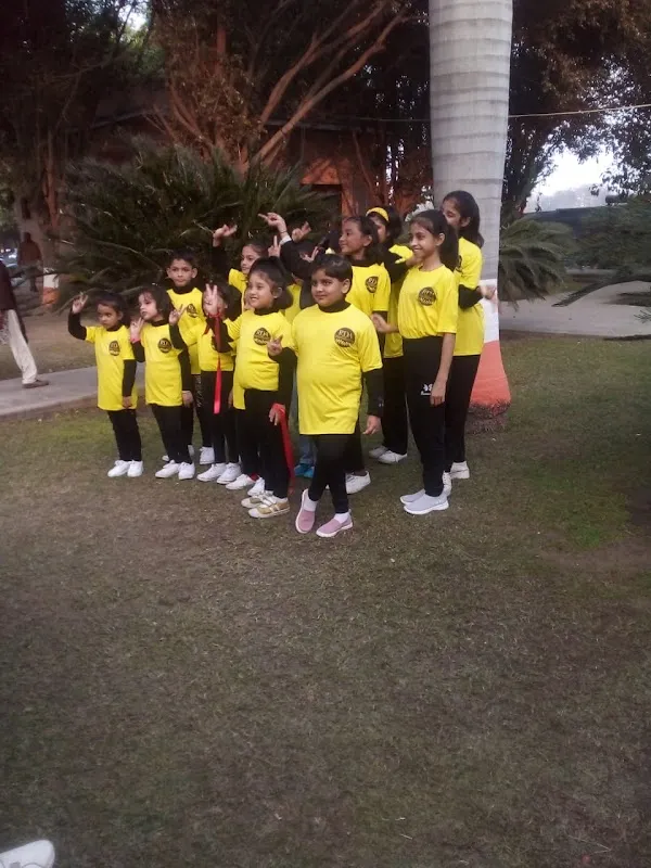 RISING DANCE ACADEMY