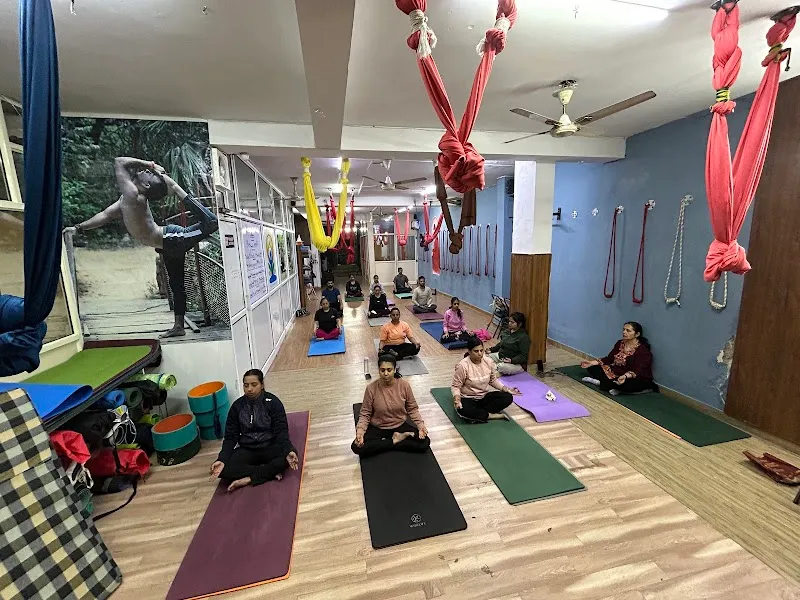 Yoga The Miraculous | Best Yoga & physiotherapy center in Delhi NCR
