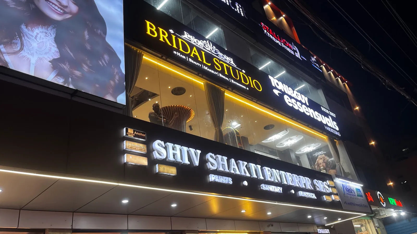 TONI&GUY Luxury Salon - Suchitra