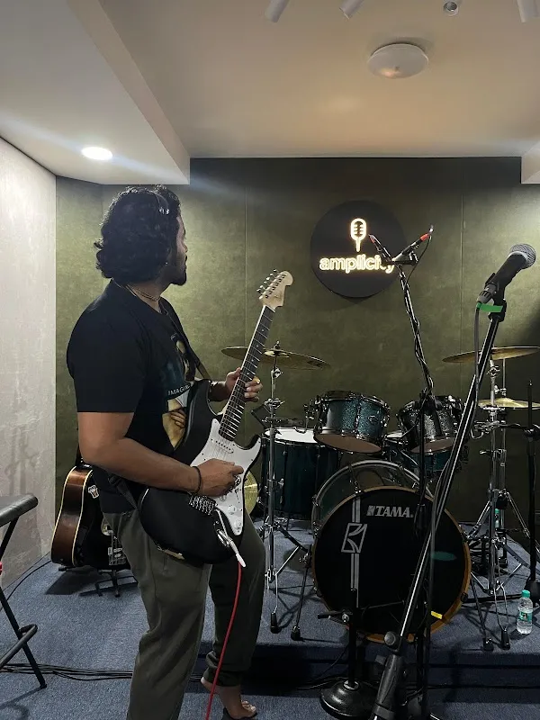 Amplicity Jam & Live Room