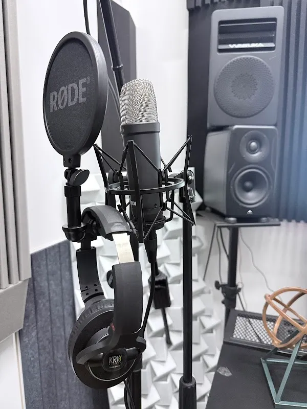Zhan Hao Music Studio (湛皓音乐)