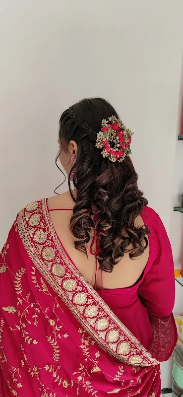 S2 Shyam Salon Unisex