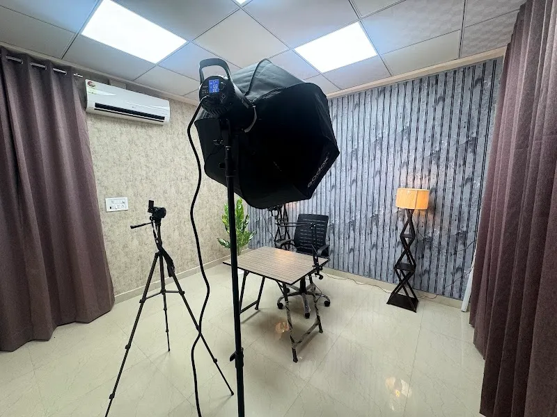 RJ14 Studio - Podcast and Video recording Studio