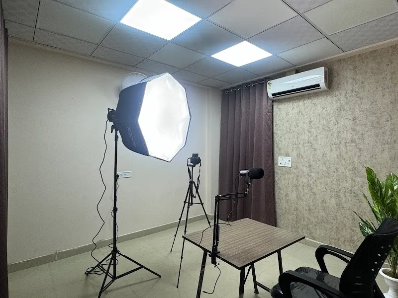RJ14 Studio - Podcast and Video recording Studio