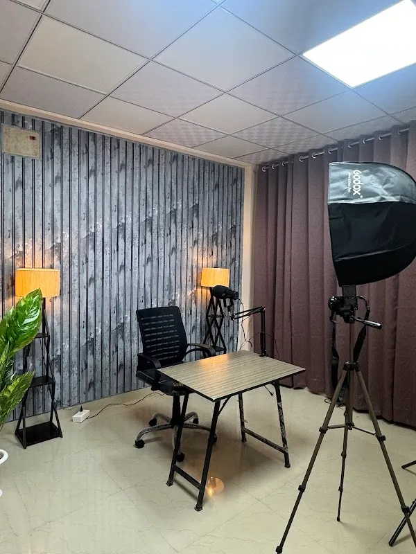 RJ14 Studio - Podcast and Video recording Studio