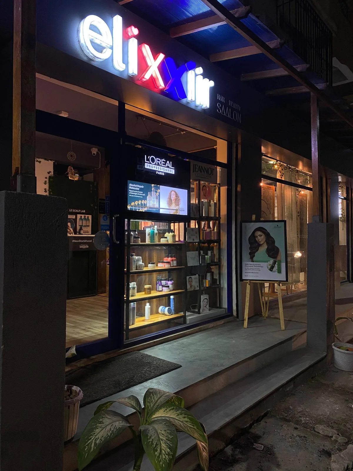Elixxiir Salon