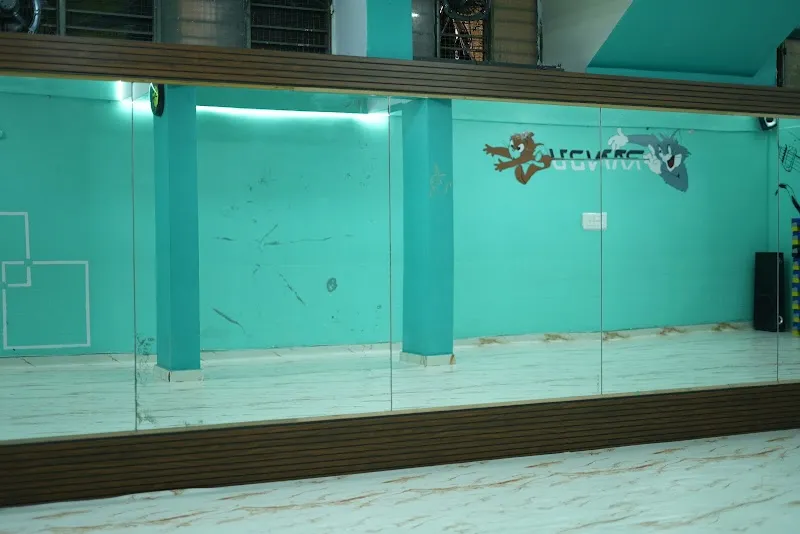 SARA DANCE STUDIO