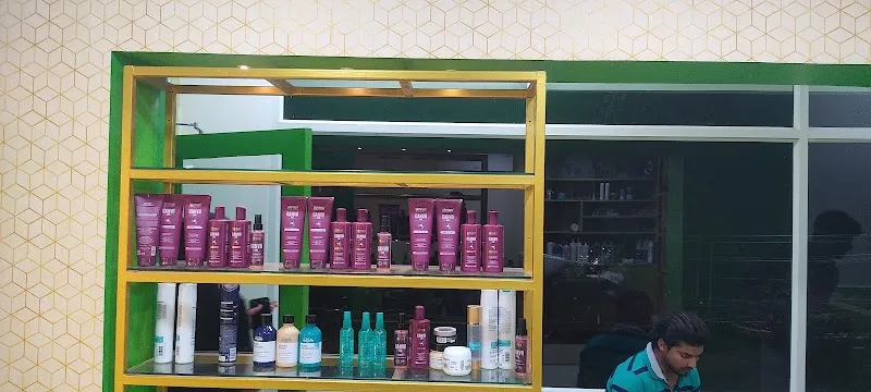 R1 UNISEX SALON