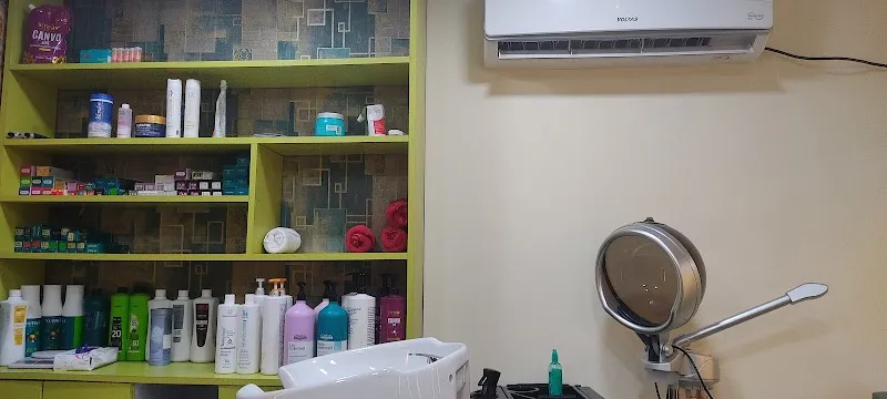 R1 UNISEX SALON