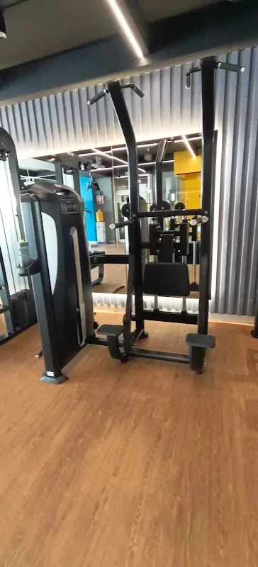 Zest Fitness Studio | Best Gym In Hsr Layout | Premium Gym Center
