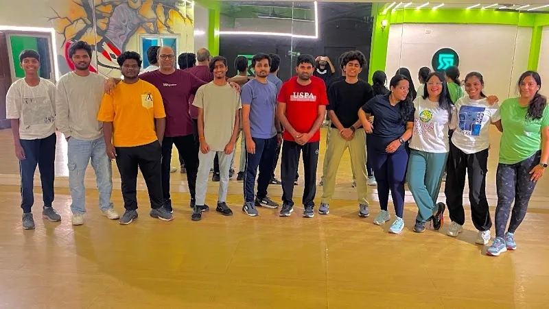 RR Dance Studio