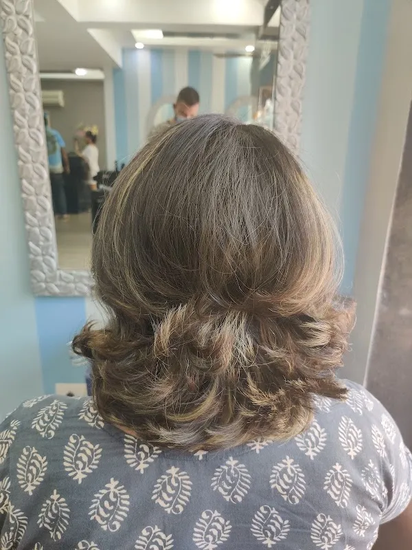 Amanya - Salon & Spa