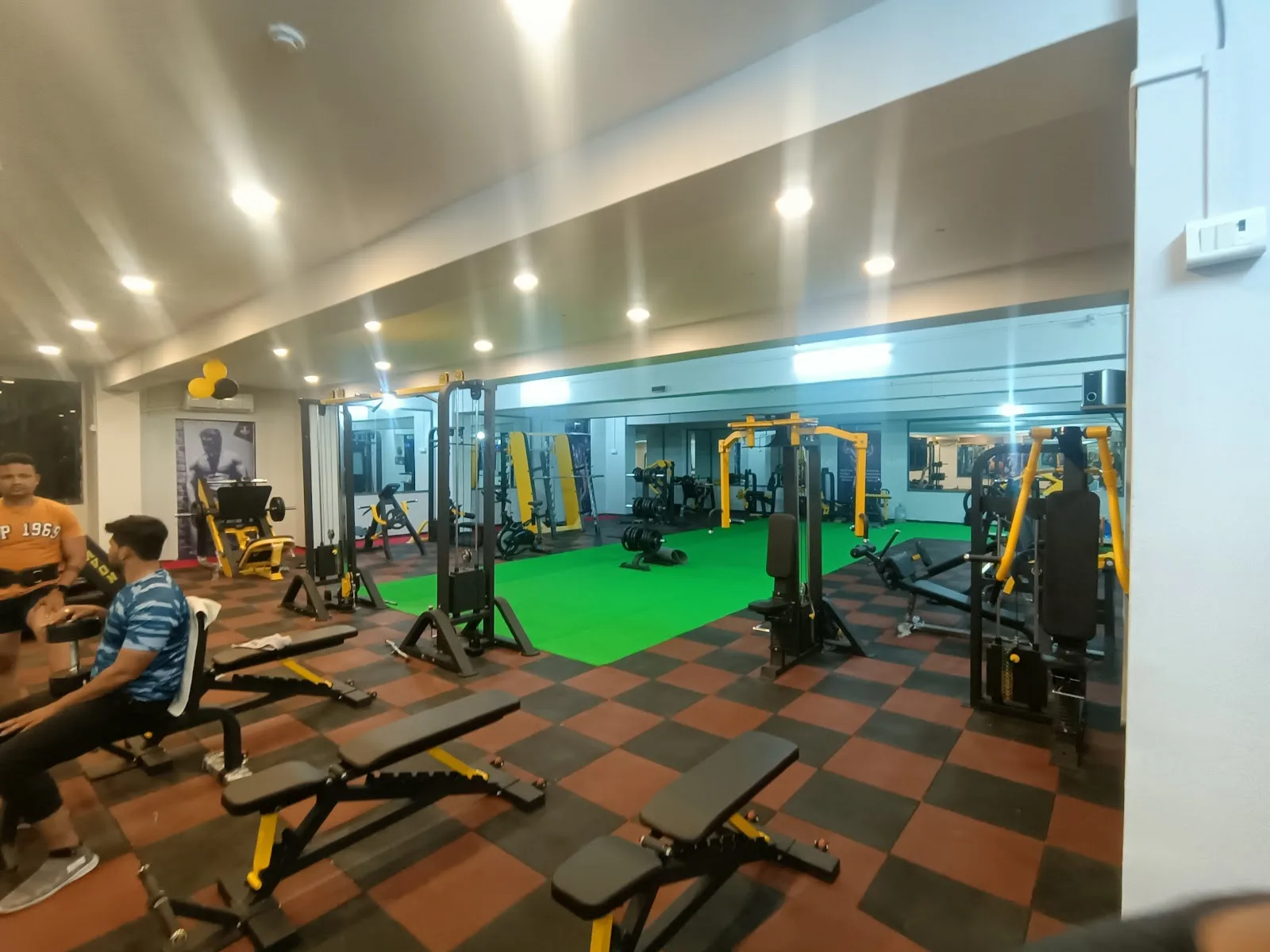 Muscle Factory Gym