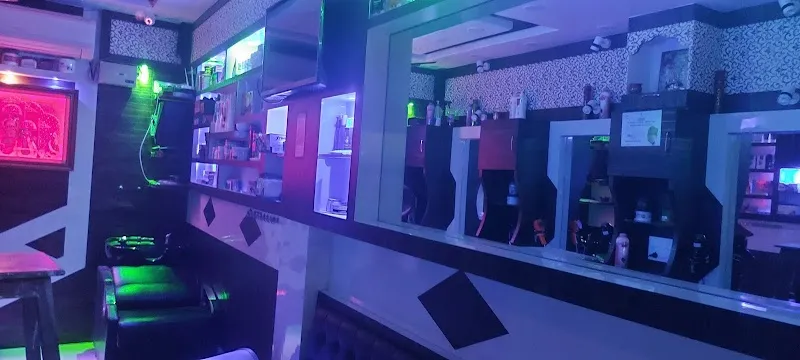 Mukunt Unisex salon Kardhani Kalwar Road