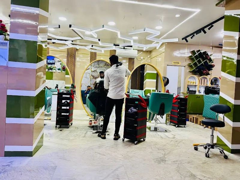 L K Scissor Unisex Salon