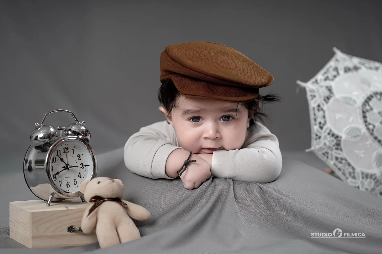 STUDIO FILMICA by Basant Joshi/ Best Kids Photographer in Ahmedabad/ Newborn/ Destination wedding/ Product/ Maternity