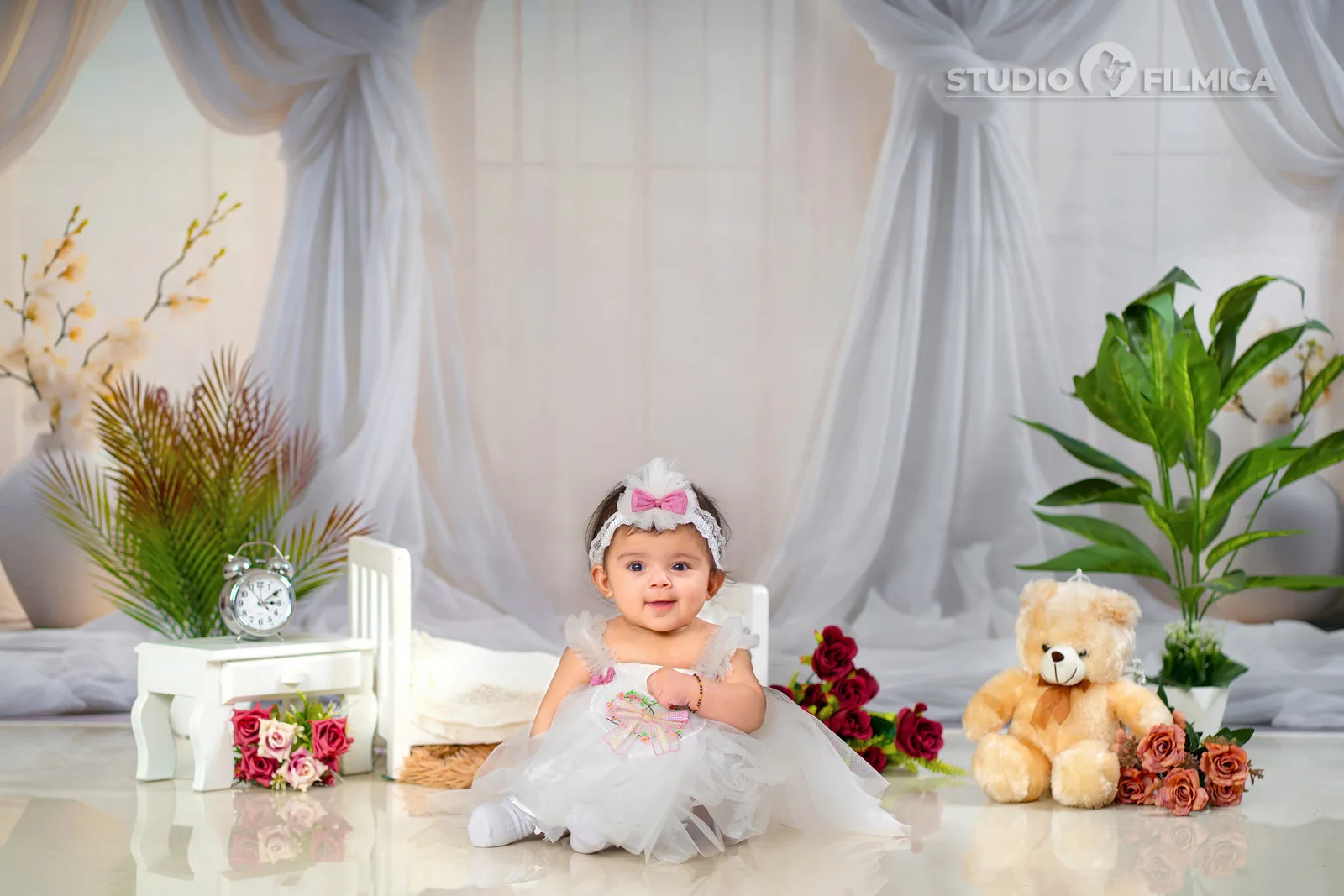 STUDIO FILMICA by Basant Joshi/ Best Kids Photographer in Ahmedabad/ Newborn/ Destination wedding/ Product/ Maternity