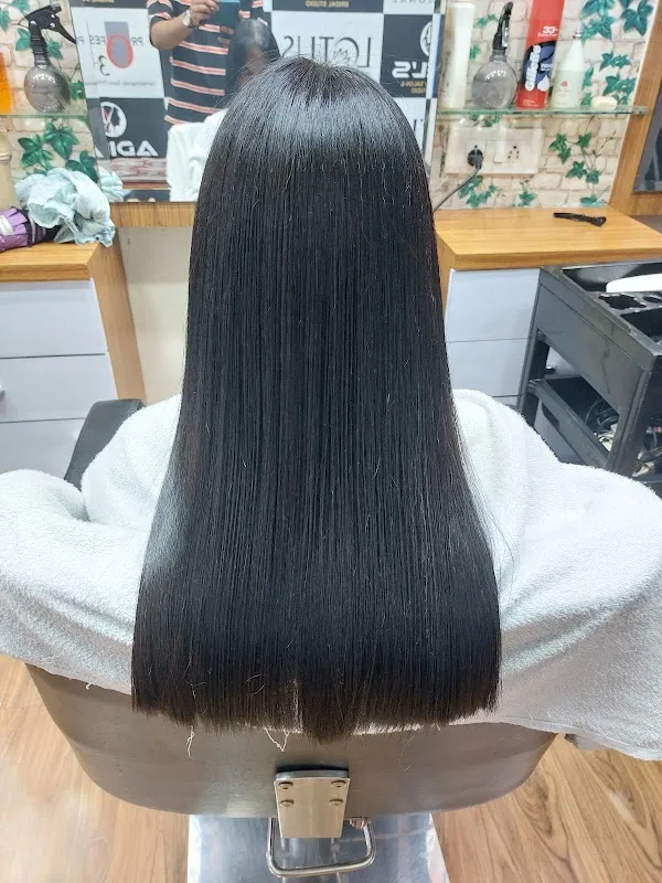 Adil'S Unisex Family salon & Bridal Studio