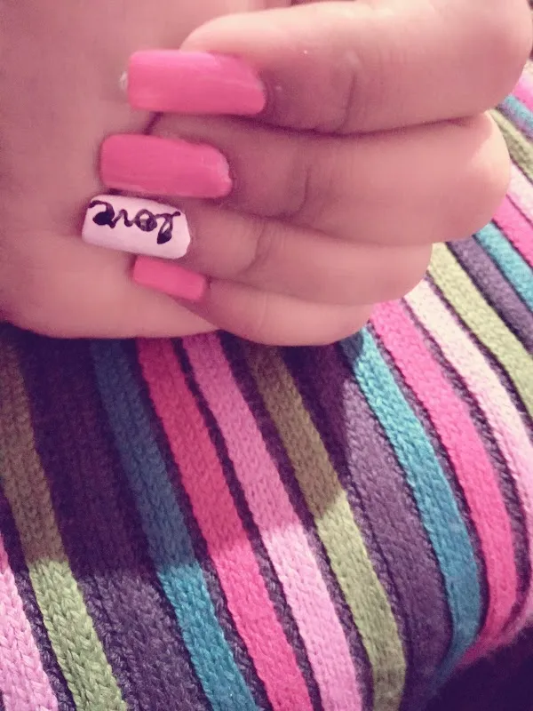 Roshani Beauty Salon & Nail Extension(Trained by Bharti Taneja's)