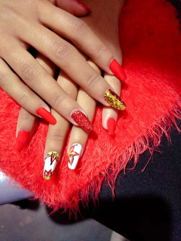 Roshani Beauty Salon & Nail Extension(Trained by Bharti Taneja's)