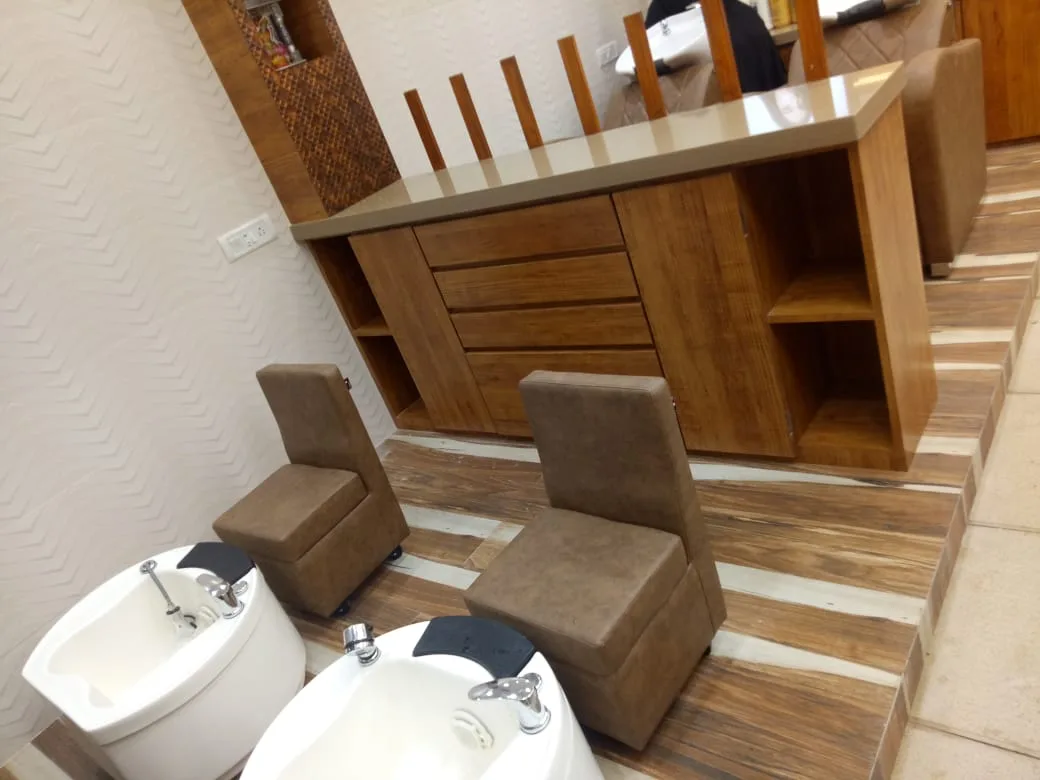 Kapils Salon - Bhayander - Maxus Mall
