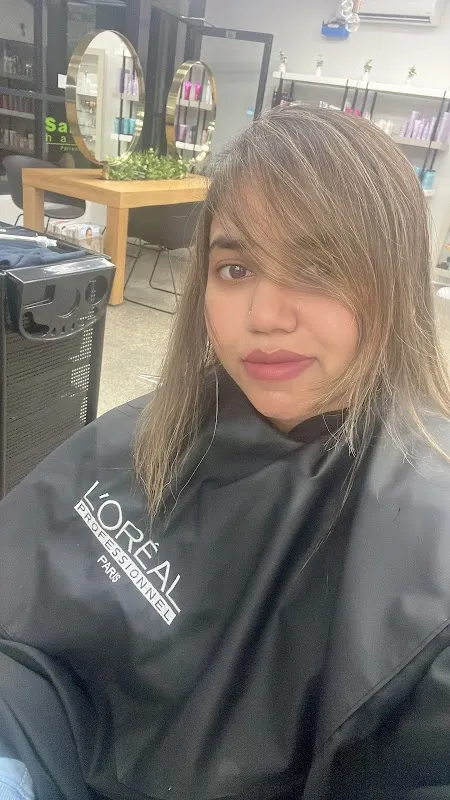 The Hair Room @HB