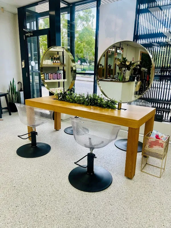 The Hair Room @HB