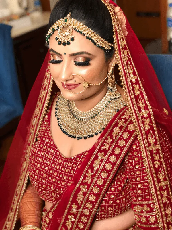 Charvi Beauty Salon