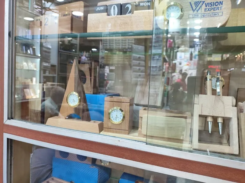 PRINTING EMOTIONS - Best Gifting Store in Kolkata