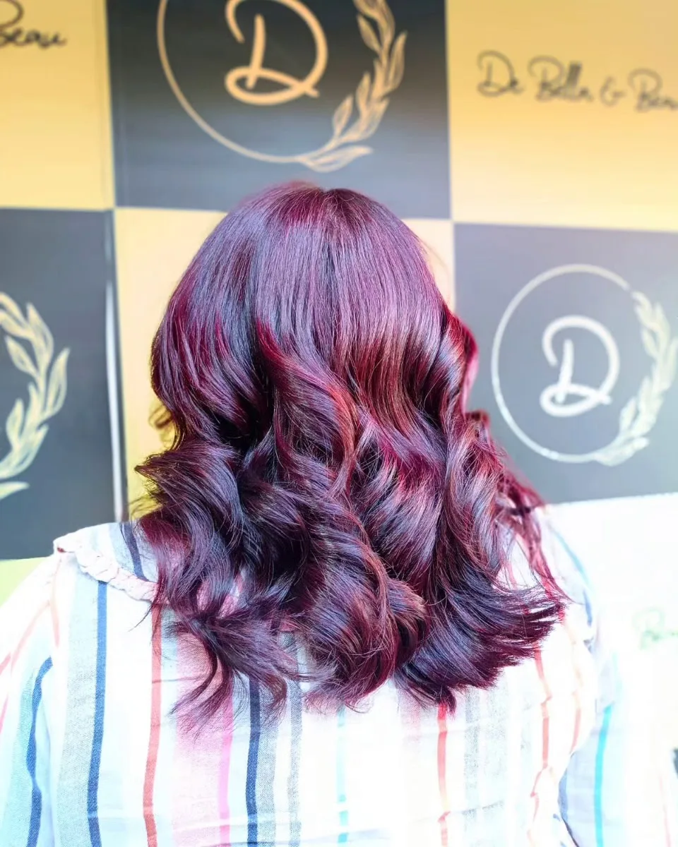 De Bella & Beau Hair, Skin & Nail Salon