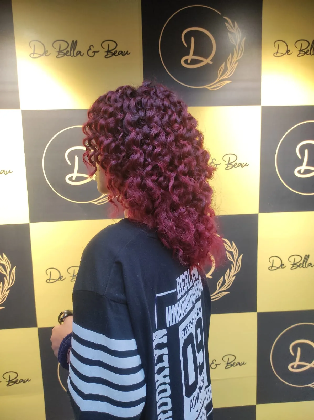 De Bella & Beau Hair, Skin & Nail Salon
