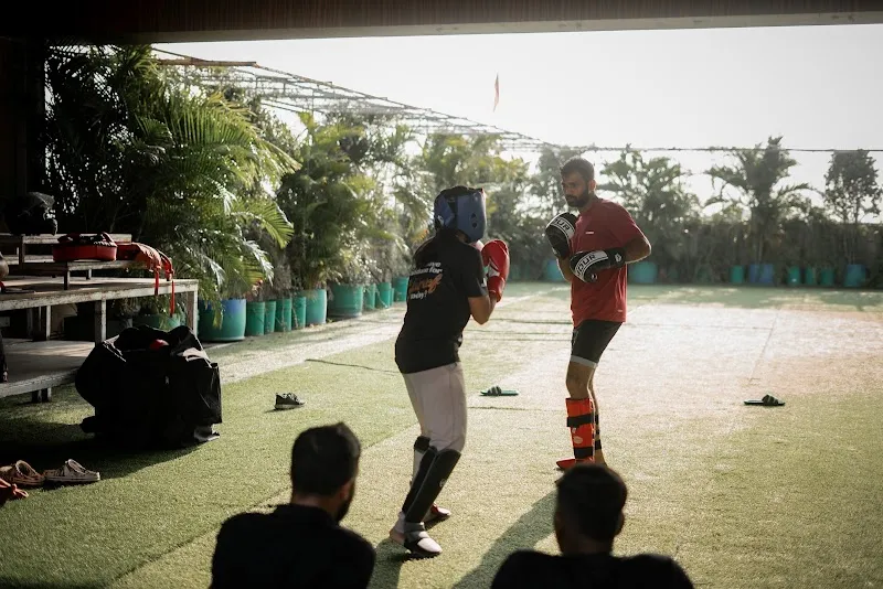 6am Combat Club