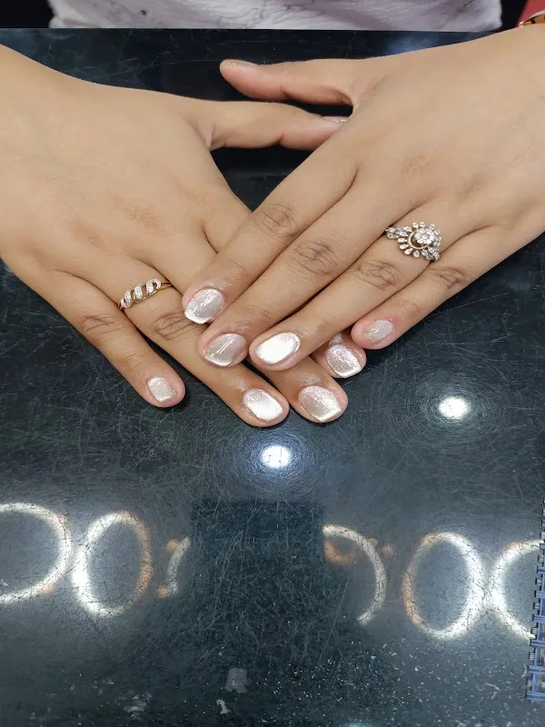 MAK luxury salon