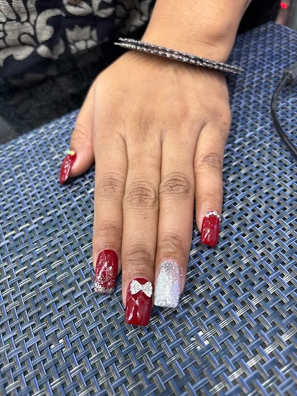 MAK luxury salon