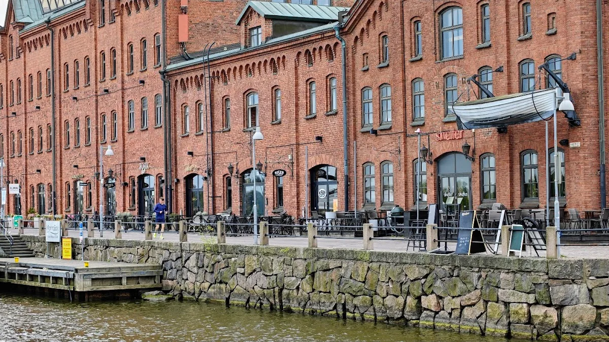 BAY STUDIOS Kanavaranta
