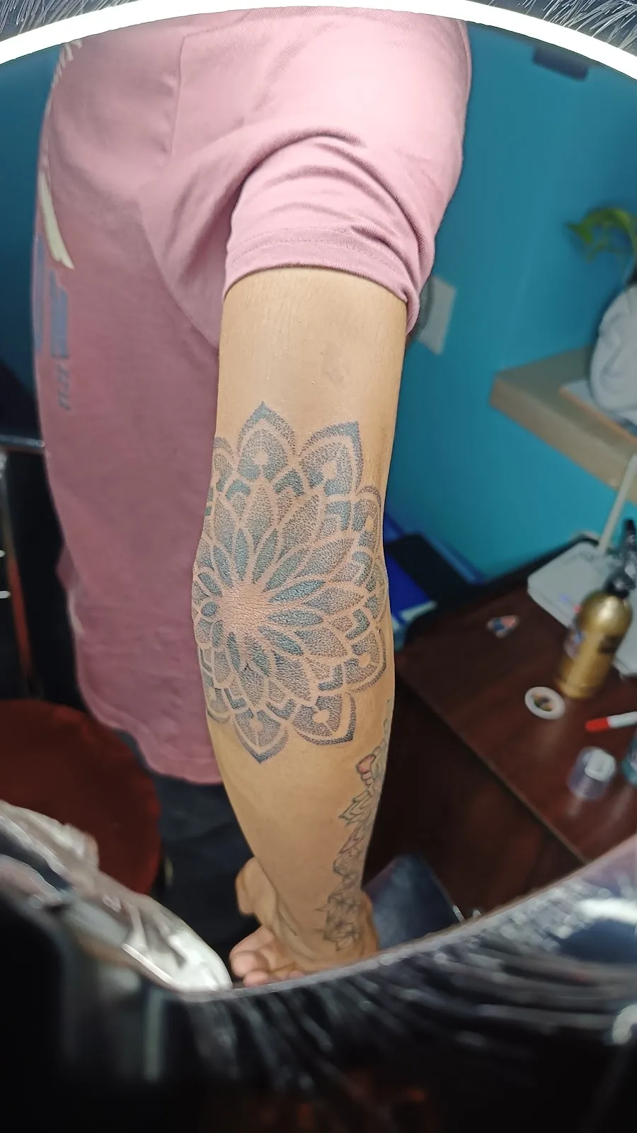 DYNAMIC TATTOO STUDIO.