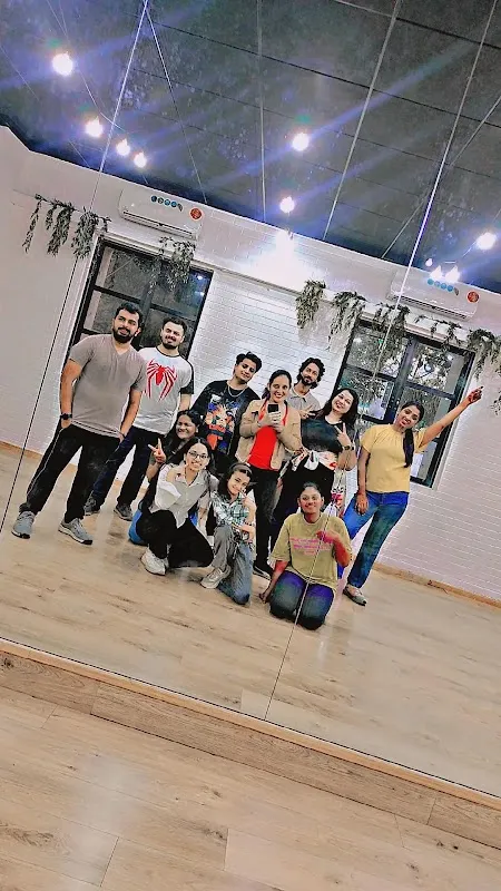 Dance & Fitness Stream