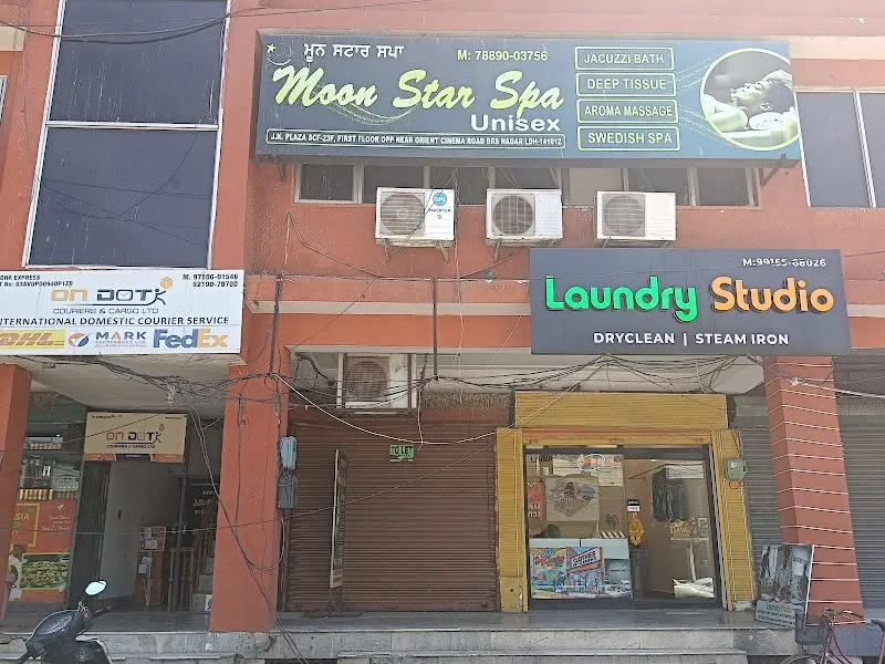 Moon Star Spa unisex