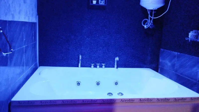 Moon Star Spa unisex