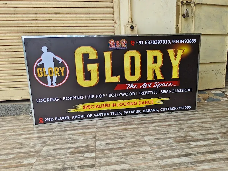 Glory : The art space